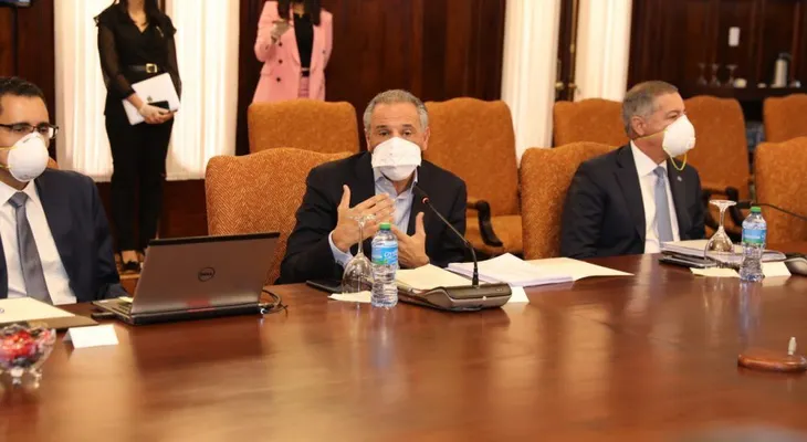 Peralta se reúne con sector empresarial para tratar apertura de actividades post coronavirus