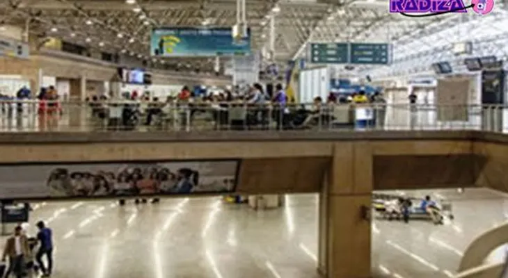 Niña de 3 años cae 7 metros en aeropuerto de Brasil